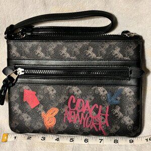 NWOT Coach Canvas Graffiti Logo New York Wristlet